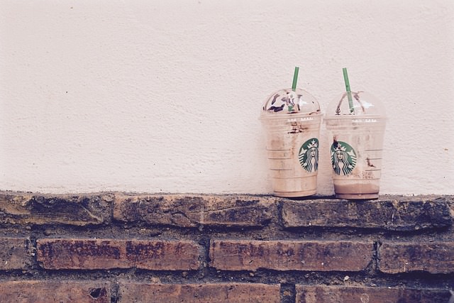 Starbucks to Stop Using Disposable Plastic Straws by 2020 - The