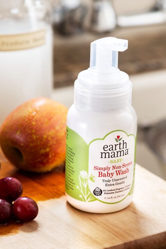 This mild shampoo and body wash by Earth Mama contains no harsh chemicals. Photo: ©earthmamaorganics.com