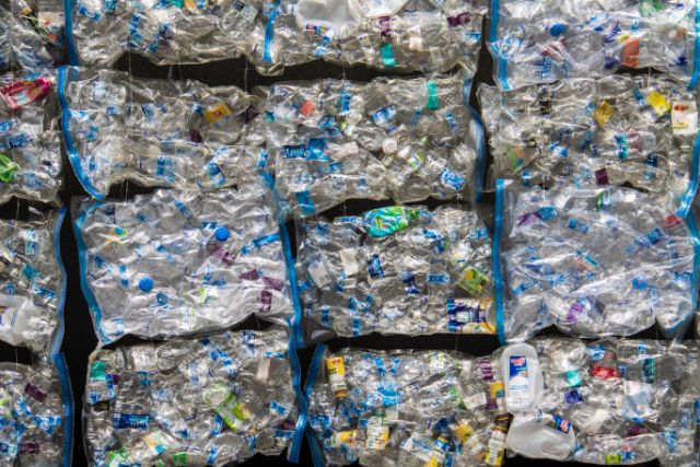 Only 9% of all plastic waste gets recycled.